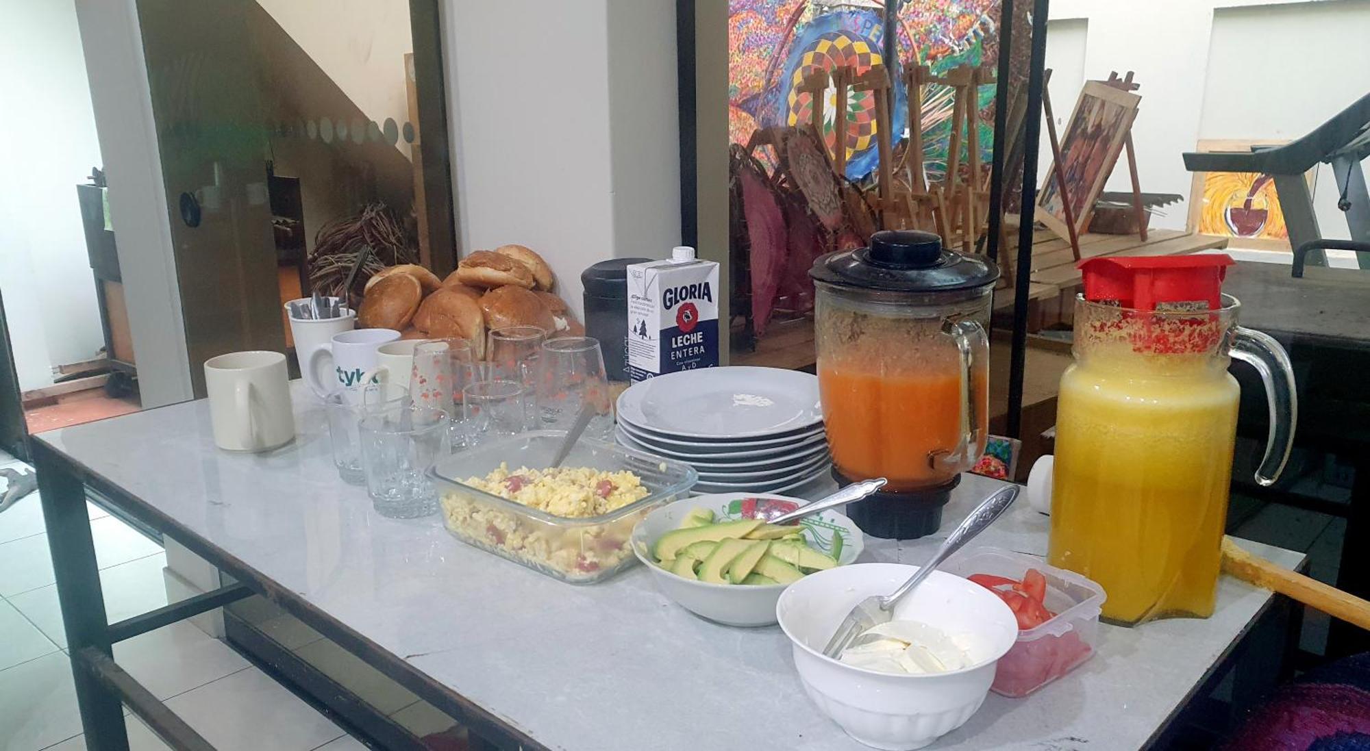 Hostel Colores Miraflores ليما المظهر الخارجي الصورة