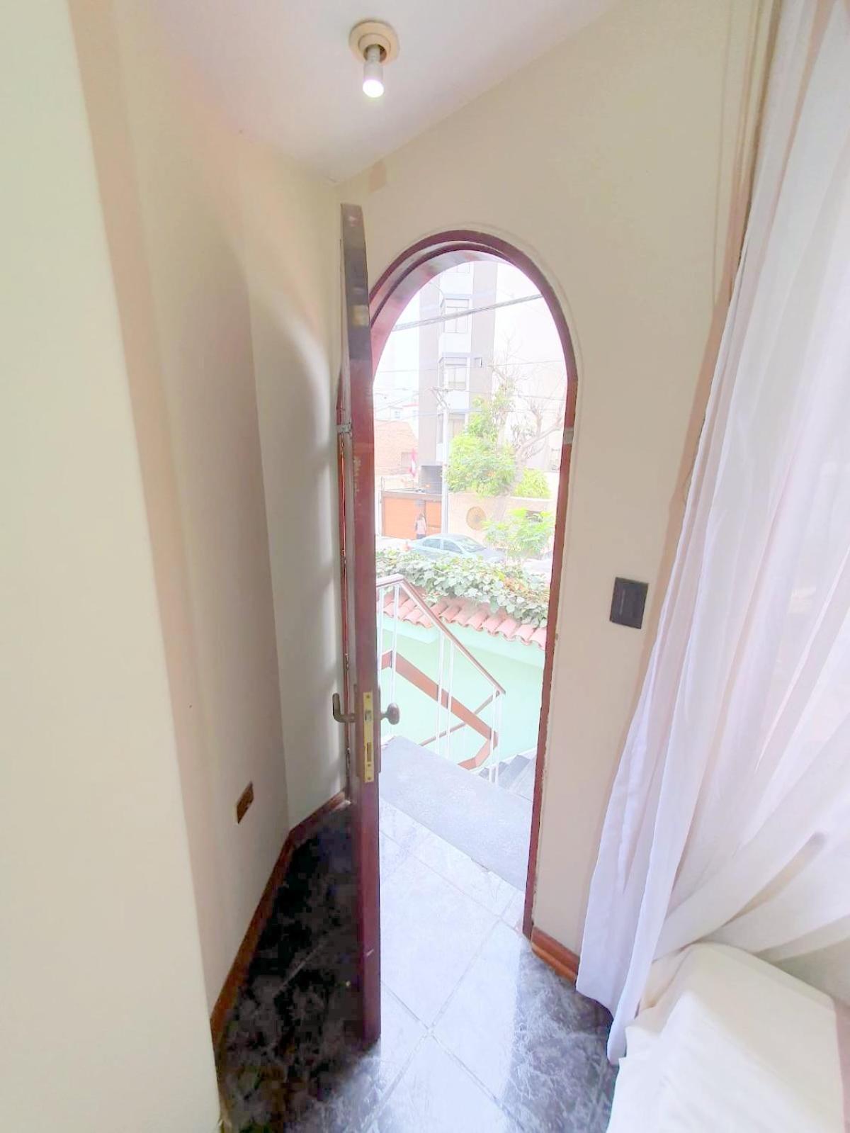 Hostel Colores Miraflores ليما المظهر الخارجي الصورة