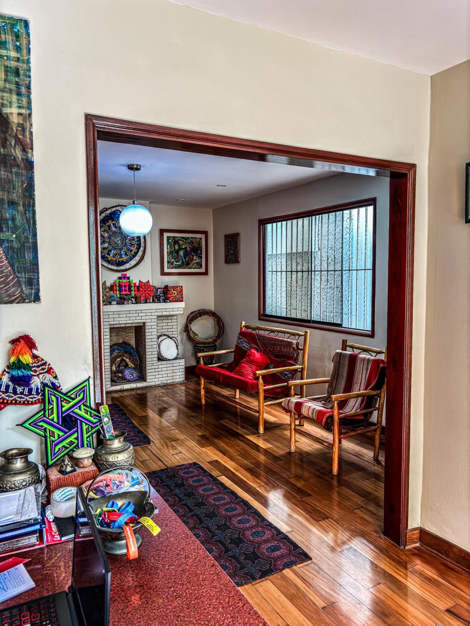 Hostel Colores Miraflores ليما المظهر الخارجي الصورة
